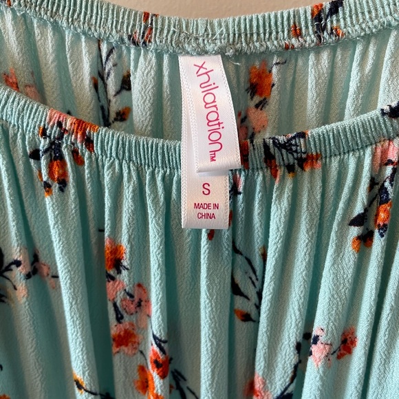 Dress - Picture 6 of 7